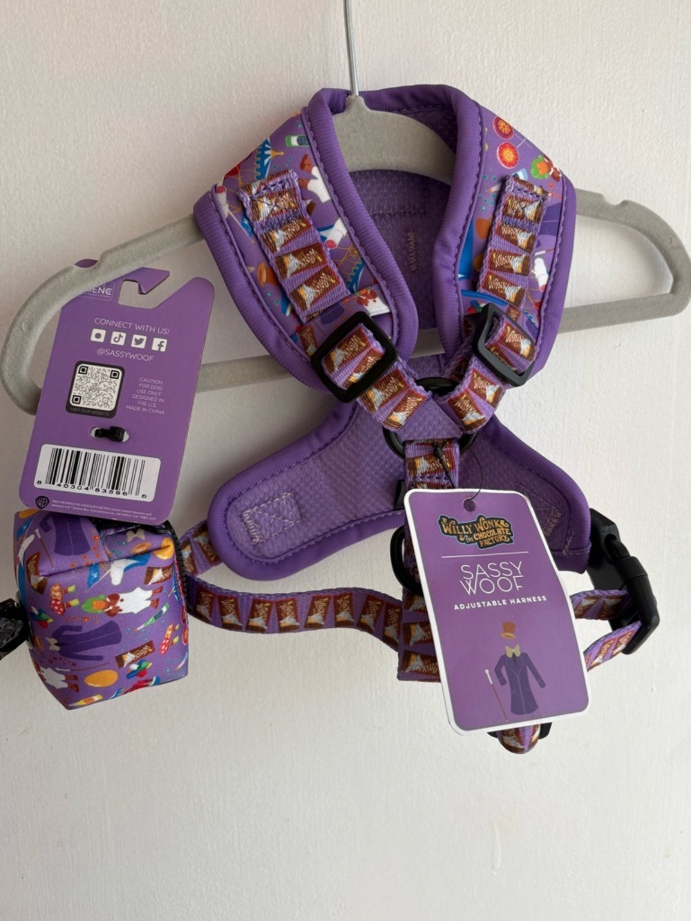 Sassy Woof WILLY WONKA & THE CHOCOLATE FACTORY Dog Harness & Waste Bag Holder XS - Picture 5 of 7